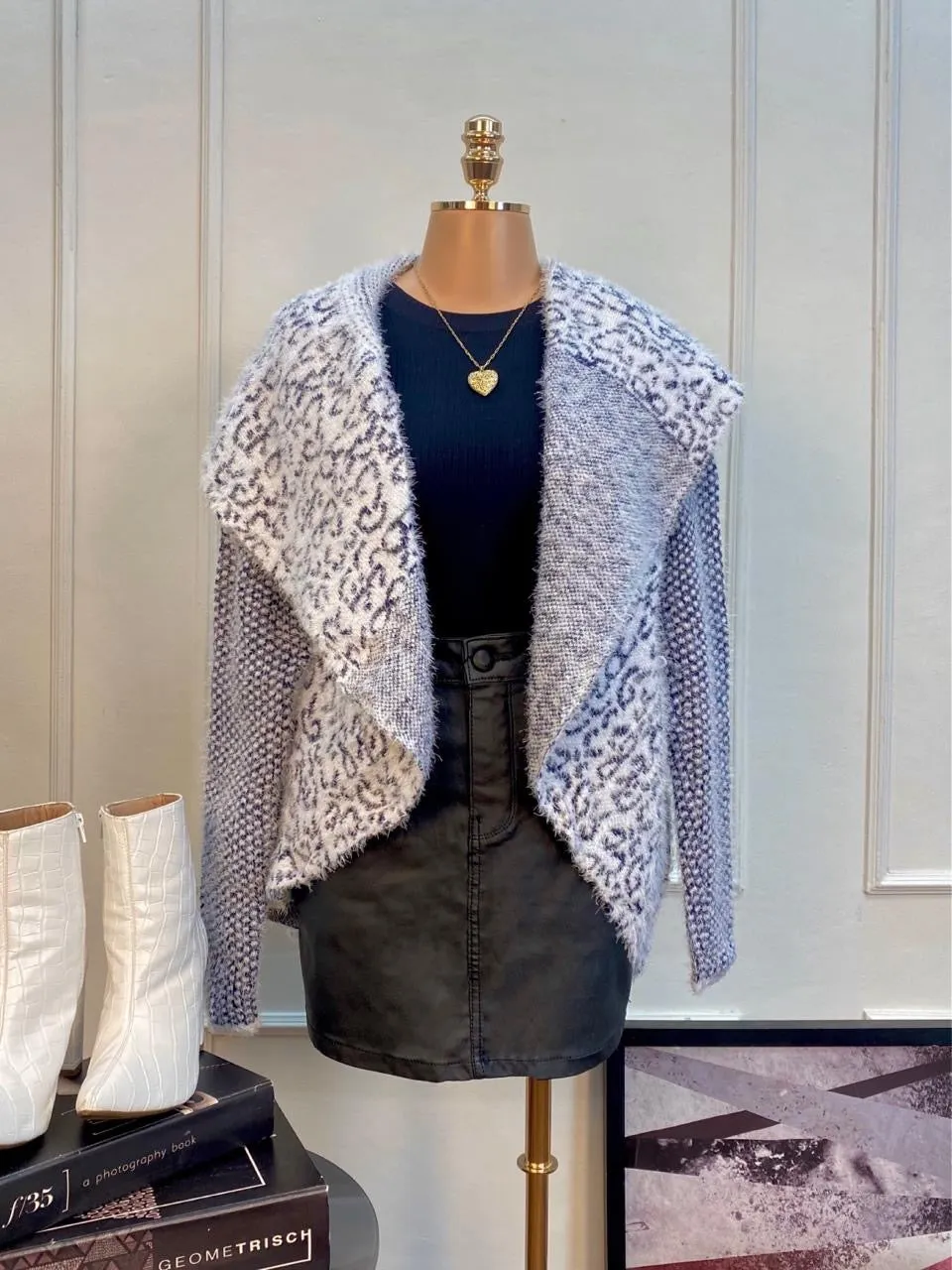 Cardigan Animal Print 701.   (17G)