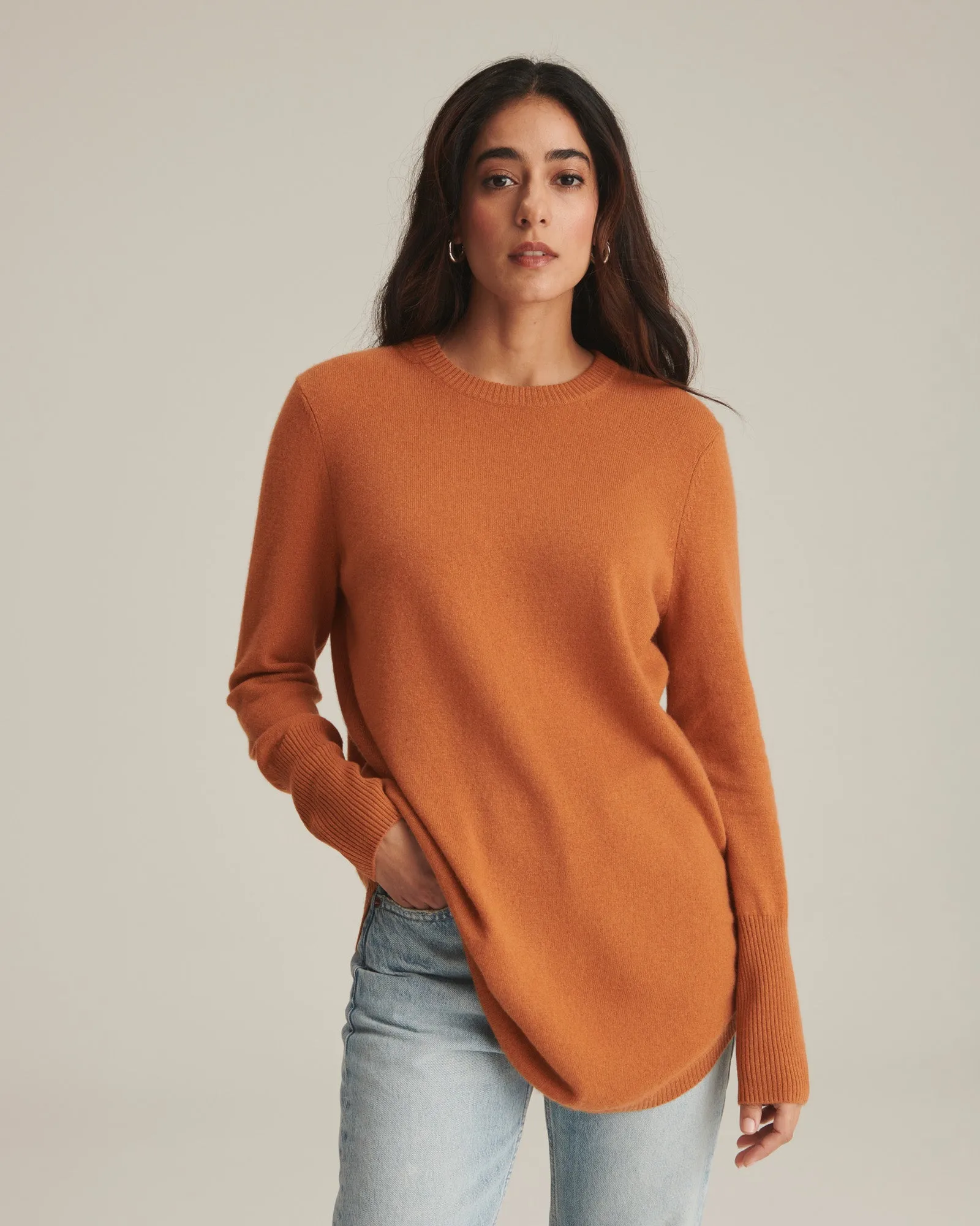 Soft by Naadam 100% Cashmere Crew Neck Curved Hem Sweater