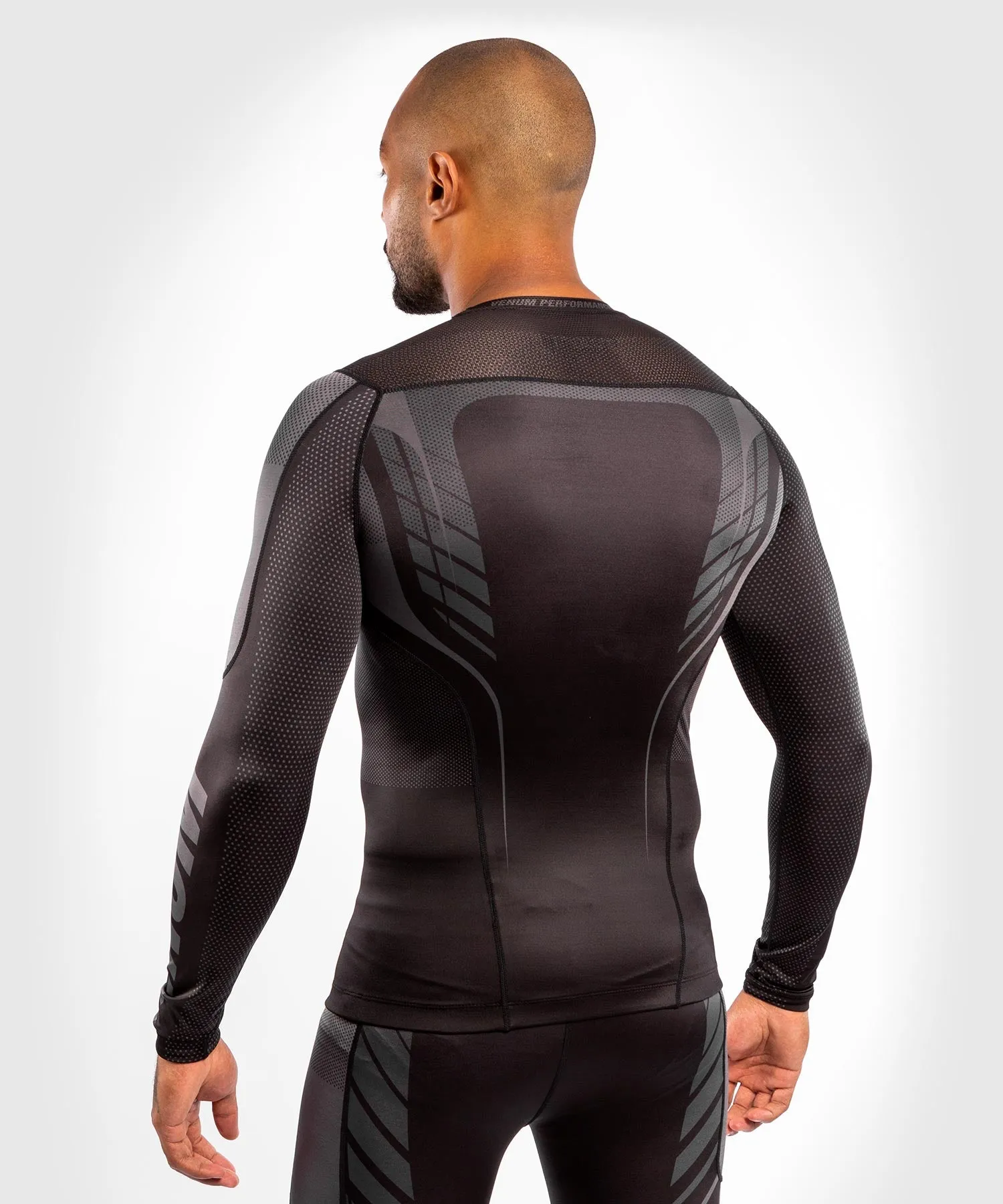 Venum Athletics Rashguard Long Sleeves – Black/Gold