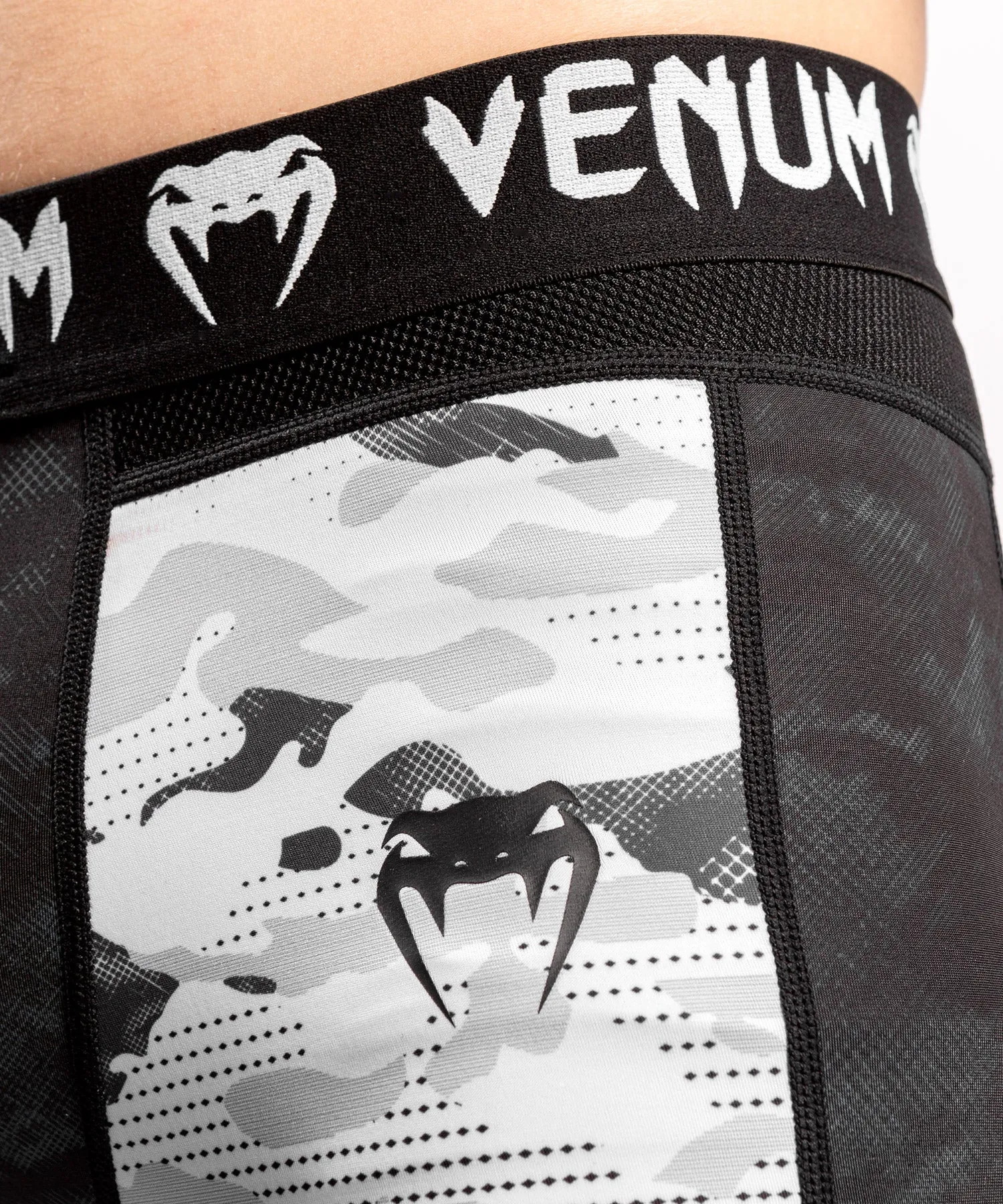 Venum Defender Compression Tights - Urban Camo